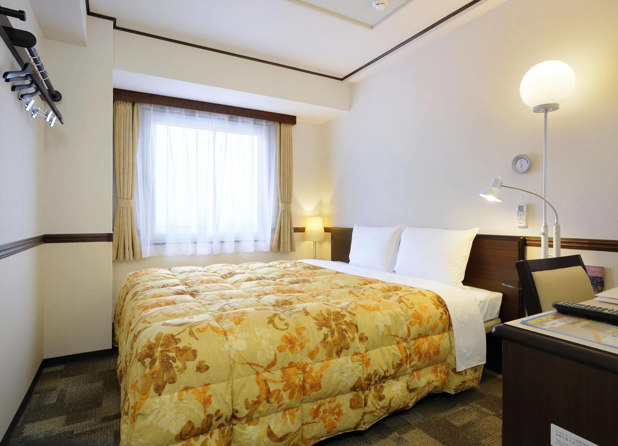 Toyoko Inn Saitama Shintoshin Esterno foto
