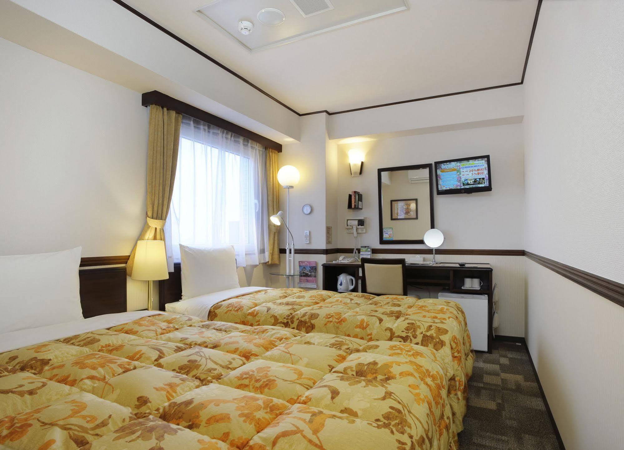 Toyoko Inn Saitama Shintoshin Esterno foto